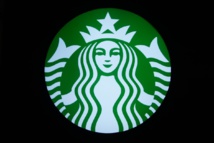 Changement de direction pour Starbucks, son action s'envole