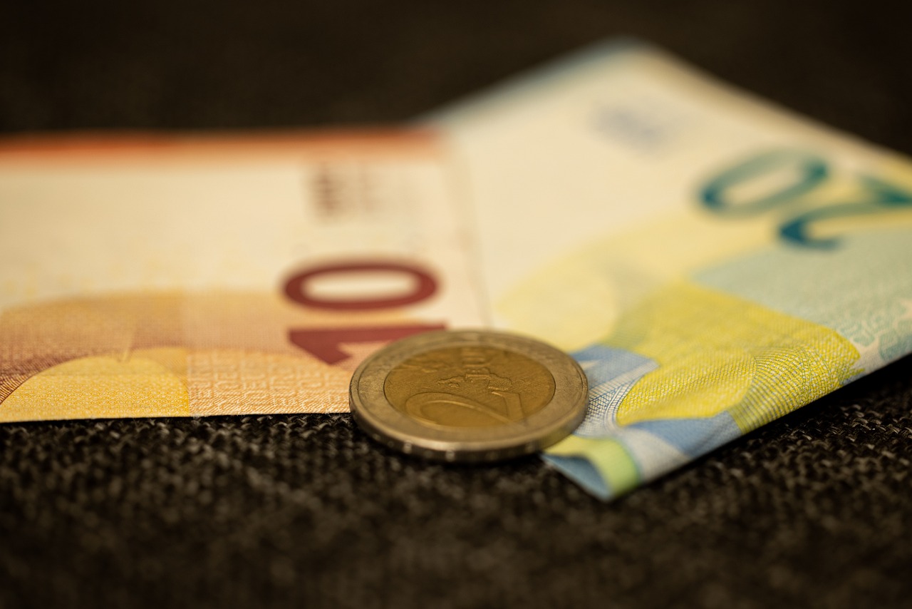 Argent : les acomptes sur salaire en forte hausse en France