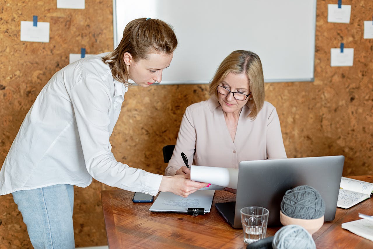 Inégalités salariales et parcours professionnels : les femmes cadres toujours pénalisées