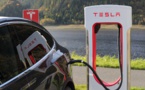 Tesla ferme ses concessionnaires